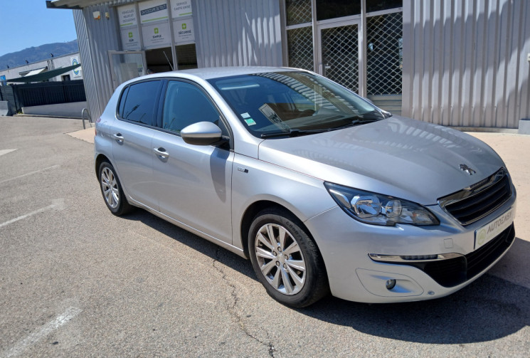 Peugeot 308 II 1.2 Puretech 12V 110 ch STYLE