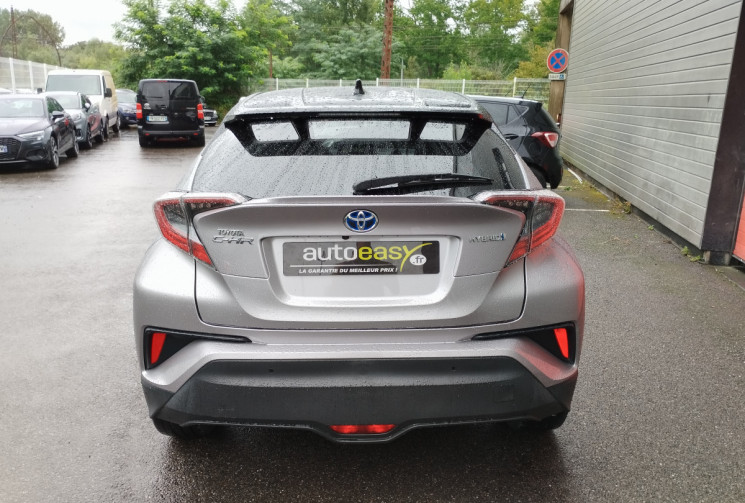 TOYOTA C-HR Hybride 1.8 122 Graphic 2WD E-CVT / Entretien 100% Toyota