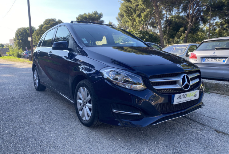 MERCEDES CLASSE B  180 122 CH TOIT OUVRANT/ CUIR/ BOITE AUTO