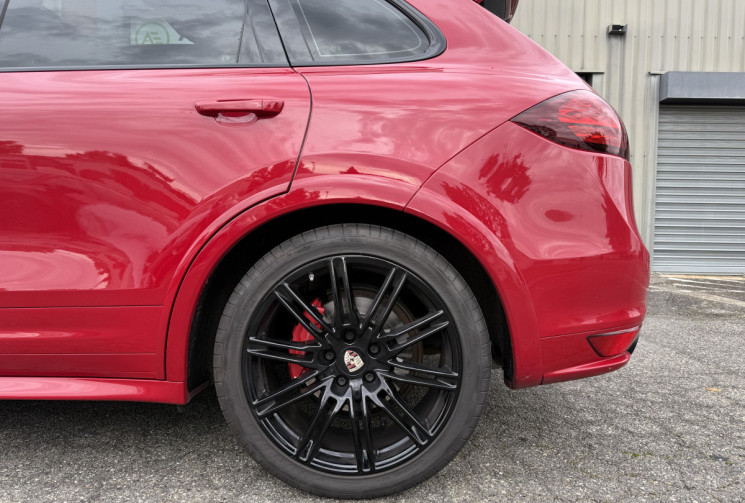 PORSCHE CAYENNE GTS 4.8 V8 420 TIPTRONIC / CARNET COMPLET / FRANCAISE