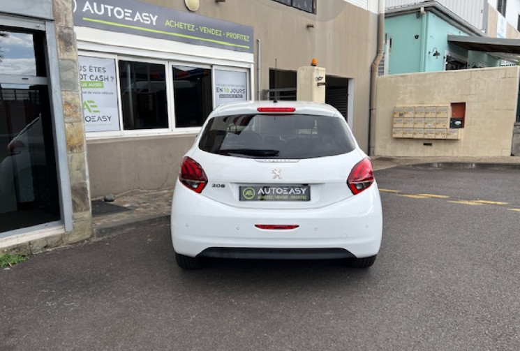 PEUGEOT 208 I Phase 2 1.6 Blue HDi 75 cv STYLE