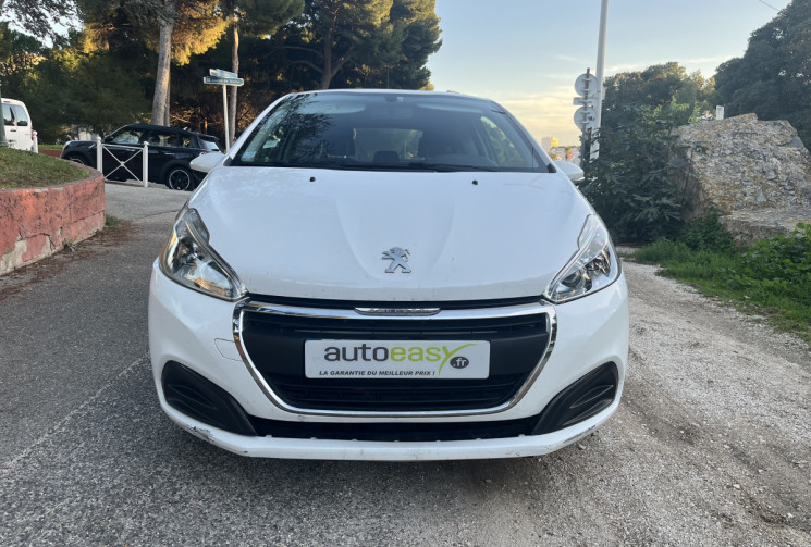 PEUGEOT 208 1.2 VTi Active 68 ch / DISTRIBUTION FAITE