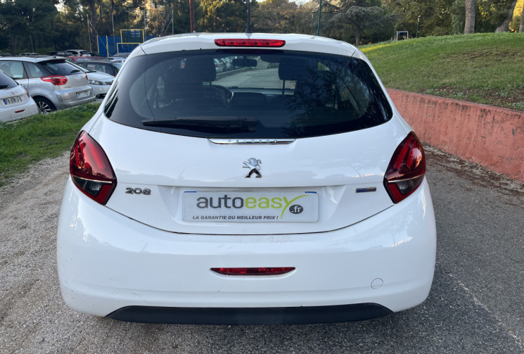 PEUGEOT 208 1.2 VTi Active 68 ch / DISTRIBUTION FAITE