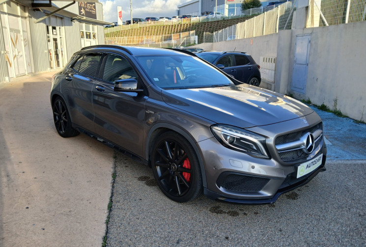 MERCEDES GLA 45 AMG 2.0 i 16V Turbo 4MATIC 7G-DCT