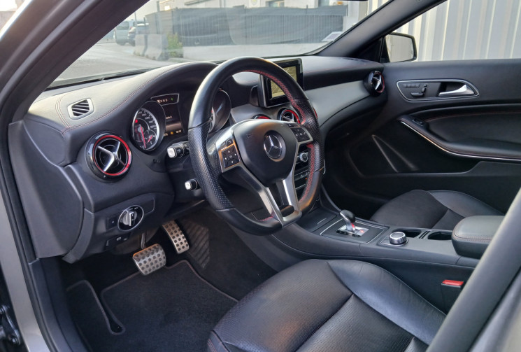 MERCEDES GLA 45 AMG 2.0 i 16V Turbo 4MATIC 7G-DCT