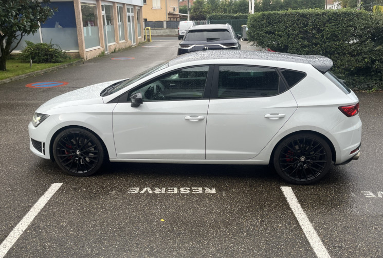 SEAT Leon 2.0 TSI 265 ch Cupra DSG historique / Entretien complet