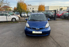 TOYOTA AYGO 1.0 BLUE 68 CH CLIM 