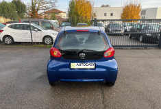 TOYOTA AYGO 1.0 BLUE 68 CH CLIM 