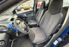 TOYOTA AYGO 1.0 BLUE 68 CH CLIM 