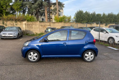 TOYOTA AYGO 1.0 BLUE 68 CH CLIM 