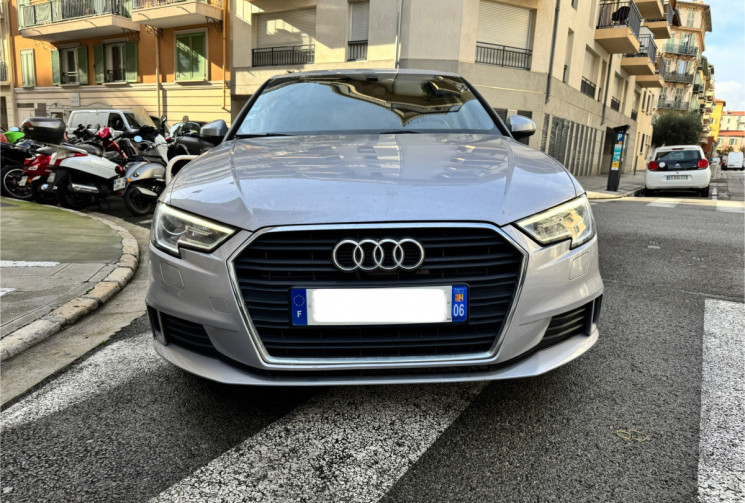 AUDI A3 1.6 tdi 110 CV S LINE