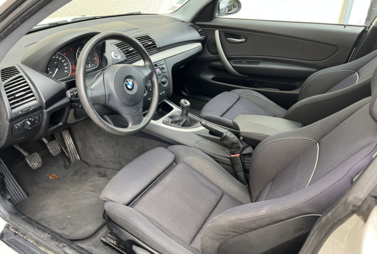 BMW SERIE 1 (E81) 118d 2.0 d 143 Ch