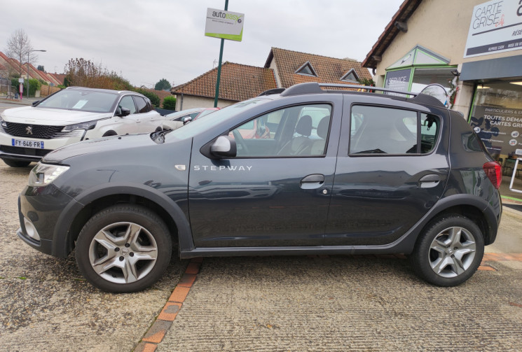 DACIA SANDERO STEPWAY Phase 2 0.9 TCe S&S 90 cv / 1ère main