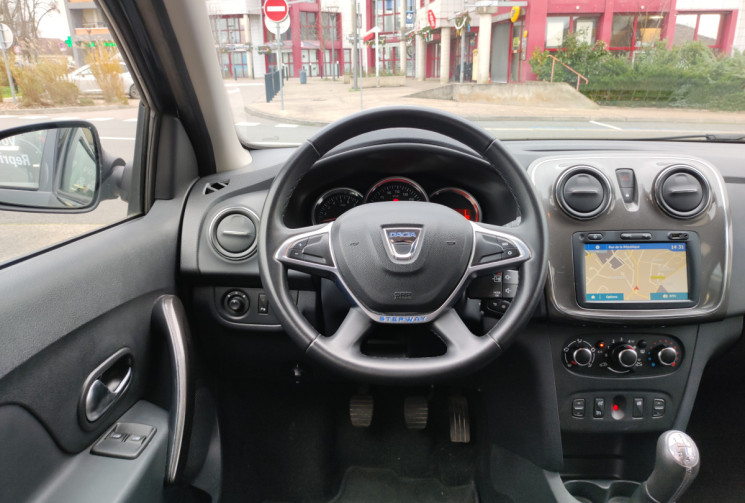 DACIA SANDERO STEPWAY Phase 2 0.9 TCe S&S 90 cv / 1ère main