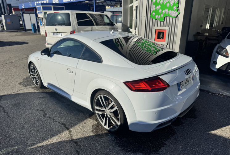 AUDI TT 2.0 TFSI 230 S-Line Quattro S-tronic 