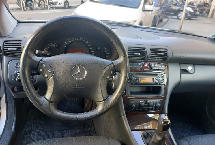 MERCEDES CLASSE C 180 2.0 i 129 CH ELEGANCE 85500 KMS