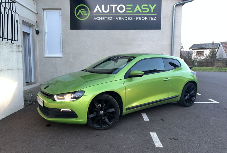 VOLKSWAGEN SCIROCCO  II 2.0 TDI R-LINE DSG6 140 cv 