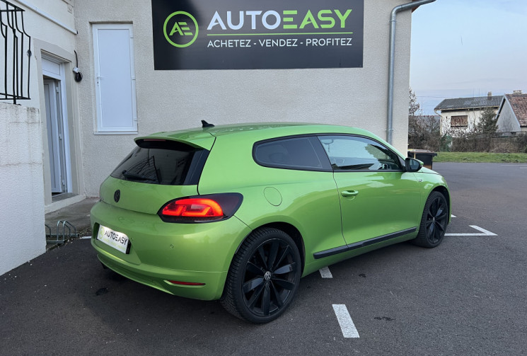 VOLKSWAGEN SCIROCCO  II 2.0 TDI R-LINE DSG6 140 cv 