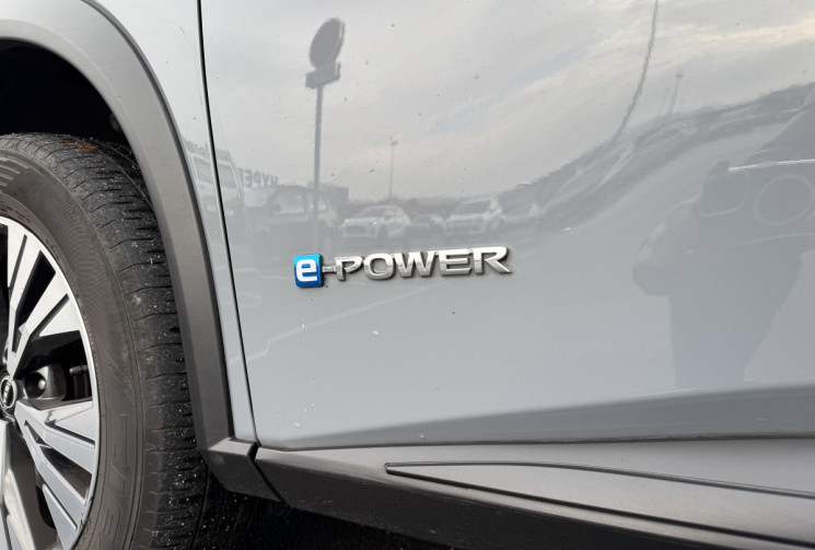 NISSAN X-TRAIL e-Power 204ch N-Connect /GTIE CONSTRUCTEUR/TOIT OUVRANT/SIEGES CHAUFFANT AV/AR