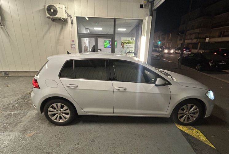 VOLKSWAGEN GOLF 1.6 TDi 115