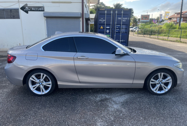 BMW SERIE 2 Coupé 218dA 150 cv Luxury // Boite automatique // Bon état