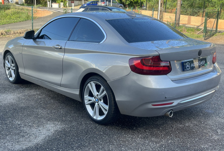 BMW SERIE 2 Coupé 218dA 150 cv Luxury // Boite automatique // Bon état