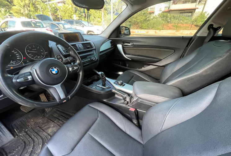 BMW SERIE 2 Coupé 218dA 150 cv Luxury // Boite automatique // Bon état