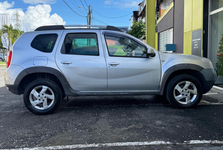 DACIA DUSTER 1.5 dCi 90ch Lauréate 4X2 // Première main 