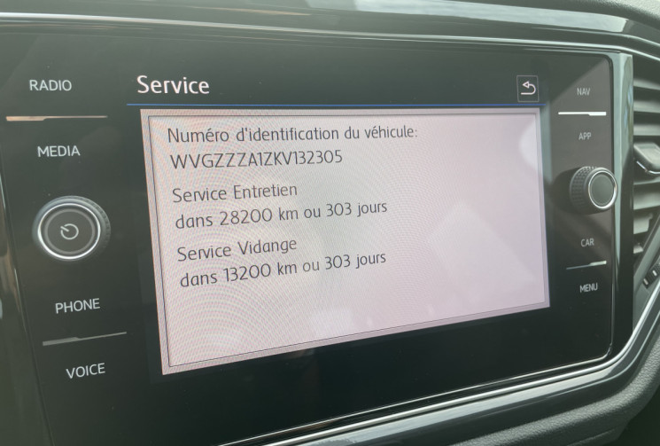 VOLKSWAGEN T-ROC R-Line 1.5 TSI 150cv * Virtual * Carplay * Caméra * Park Assist * Très bon Etat