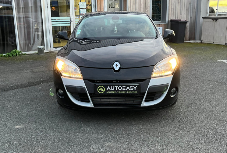 Renault Megane III COUPE 1.5 DCI 110 CV - COURROIE DE DISTRIBUTION NEUVE - GARANTIE 12 MOIS