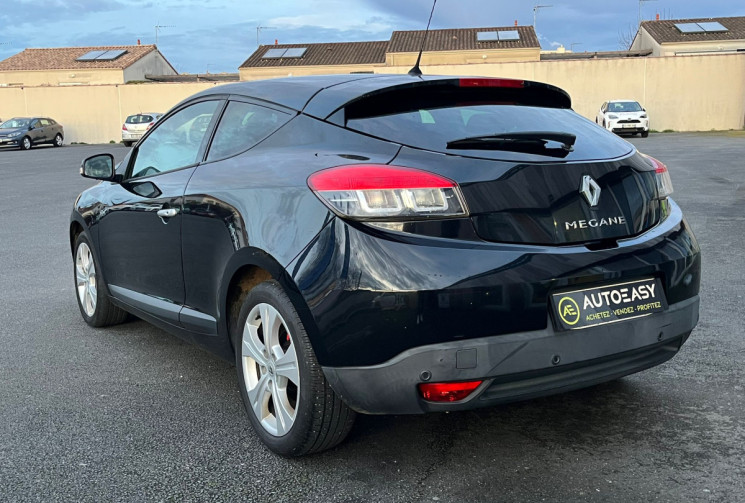 Renault Megane III COUPE 1.5 DCI 110 CV - COURROIE DE DISTRIBUTION NEUVE - GARANTIE 12 MOIS