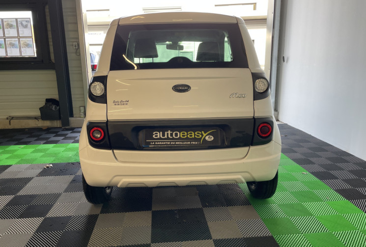 Microcar Dué INITIAL voiture sans permis 