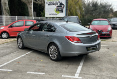 OPEL INSIGNIA Hatchback 2.0 CDTI ecoFLEX 160 COSMO / kit distribution changé / radars 