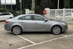 OPEL INSIGNIA Hatchback 2.0 CDTI ecoFLEX 160 COSMO / kit distribution changé / radars 