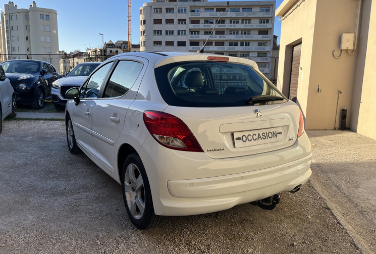 PEUGEOT 207 1.6 VTi ALLURE 120 ch / CT VIERGE / 100200KM