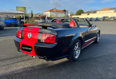 Ford MUSTANG CONVERTIBLE GT 4.6 V8 304 CV - ETAT IRREPROCHABLE - GARANTIE 12 MOIS