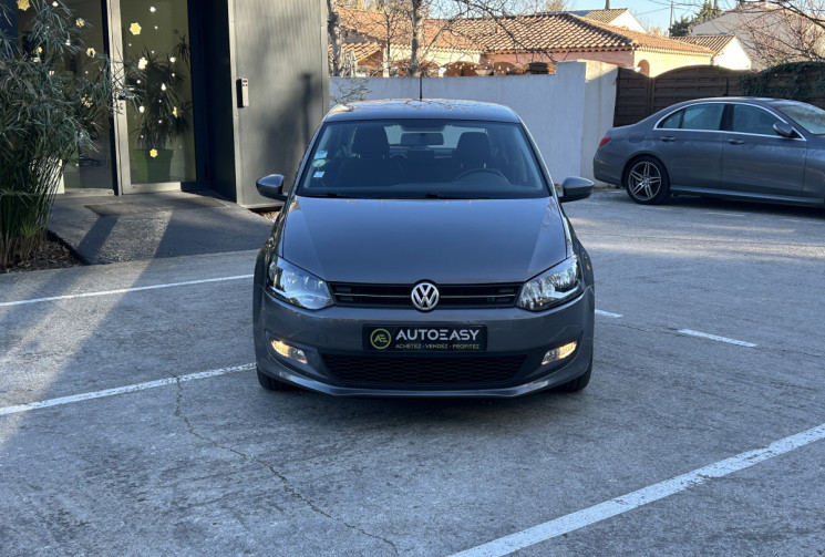 VOLKSWAGEN POLO V 1.6 TDI FAP BlueMotion 90 Confortline Attelage / kit distribution changé