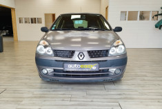 RENAULT CLIO II 3 Portes Phase 2 1.5 dCi 65 cv AUTHENTIQUE 