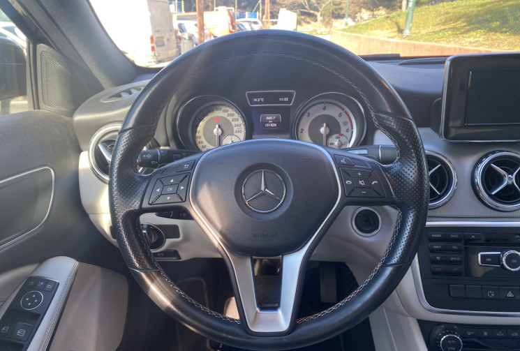 MERCEDES GLA 200 CDI 7G-DCT SENSATION / BOITE AUTO / 4 PNEUS NEUFS/ REVISION A JOUR