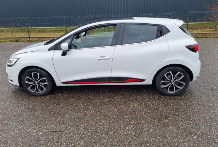 RENAULT CLIO INTENS 1.2 TCe 16V Energy S&S 120 cv * toit panoramique * clim auto * 