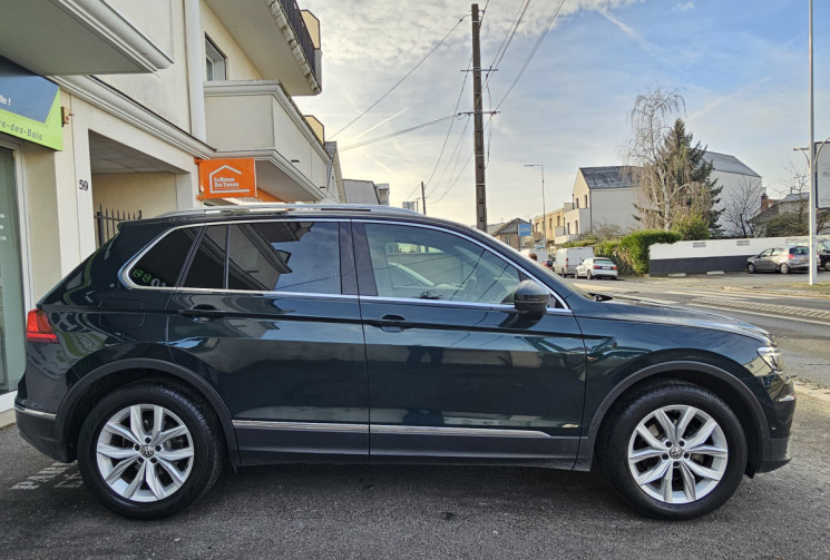 VOLKSWAGEN TIGUAN 2.0 TDI 150 ch Carat DSG7 Toit ouvrant panoramique