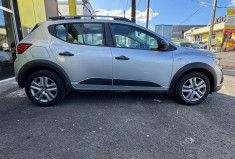 DACIA Sandero III Stepway 1.0 TCe 12V BVM6 90 cv Confort // Première main // Chaine de distribution