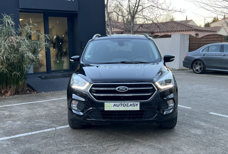 FORD KUGA 1.5 EcoBoost 120 Titanium 4x2 / Attelage / Carplay / Caméra / Keyless / Hayon Electrique