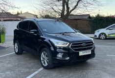 FORD KUGA 1.5 EcoBoost 120 Titanium 4x2 / Attelage / Carplay / Caméra / Keyless / Hayon Electrique