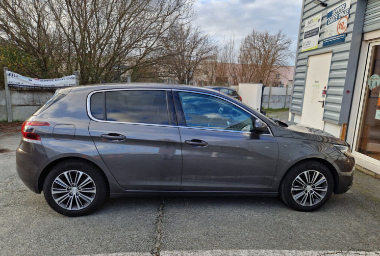 Peugeot 308 1.5 BlueHDi 130ch S&S Roadtrip