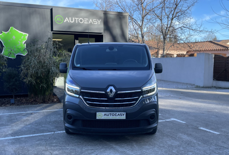 RENAULT TRAFIC COMBI 2.0 DCI 120 9 places 1ère main / Feux LED / Caméra