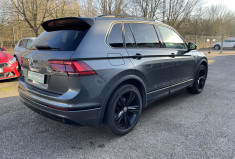 VOLKSWAGEN TIGUAN 2.0 TDI 150 ch Black R-Line DSG7/CUIR/ TOIT PANO/ APPLE CAR PLAY/ATTELAGE