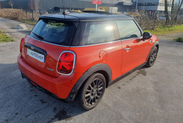 Mini Cooper HEDDON STREET (F56) 1.5 i 12V DCT7 136 cv * toit ouvrant * carplay * entretien complet *