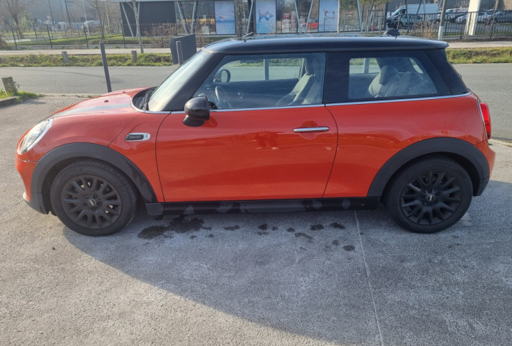 Mini Cooper HEDDON STREET (F56) 1.5 i 12V DCT7 136 cv * toit ouvrant * carplay * entretien complet *