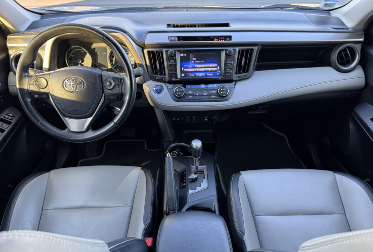 TOYOTA RAV4 IV Phase 2 2.5 197ch Hybrid 2WD E-CVT LOUNGE